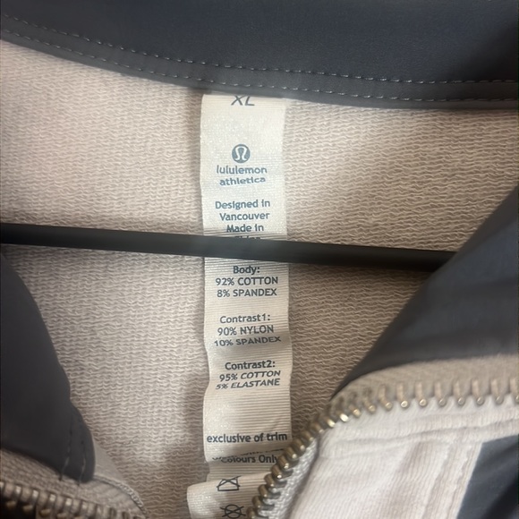 Lululemon Dispatch Hoodie Size XL - Picture 8 of 9